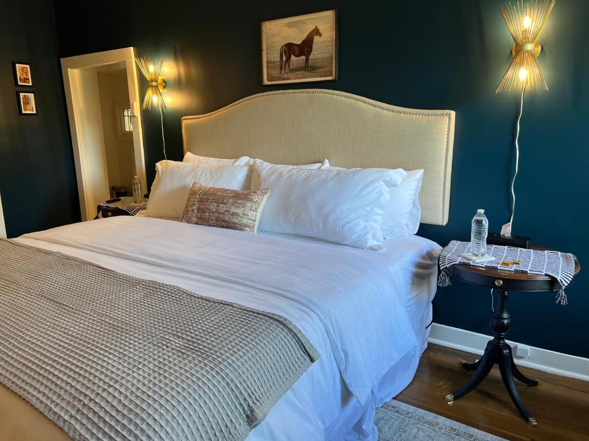 Rose Hill Inn Versailles Ngoại thất bức ảnh