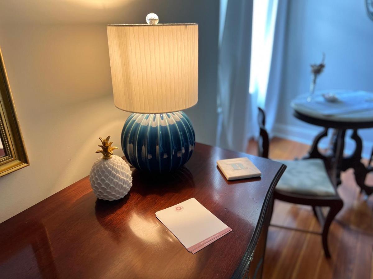 Rose Hill Inn Versailles Ngoại thất bức ảnh