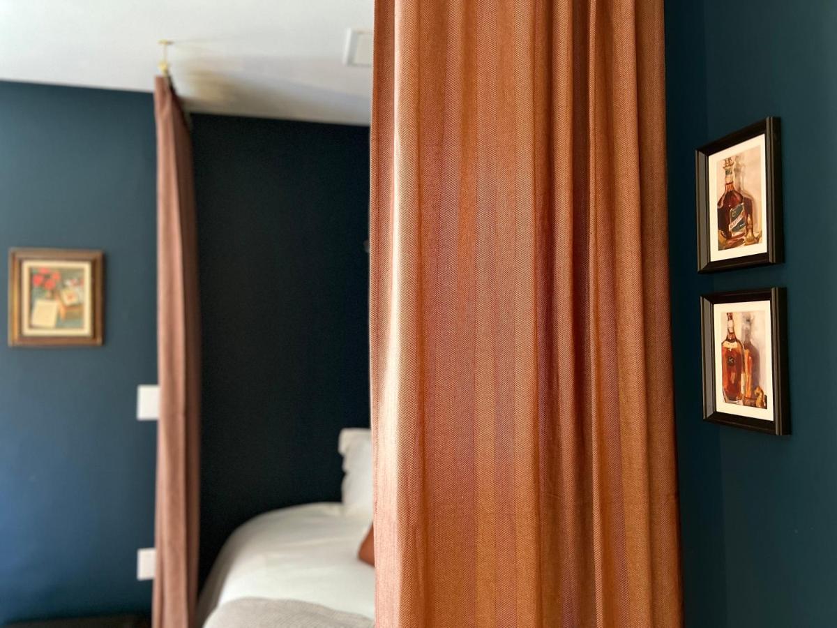 Rose Hill Inn Versailles Ngoại thất bức ảnh